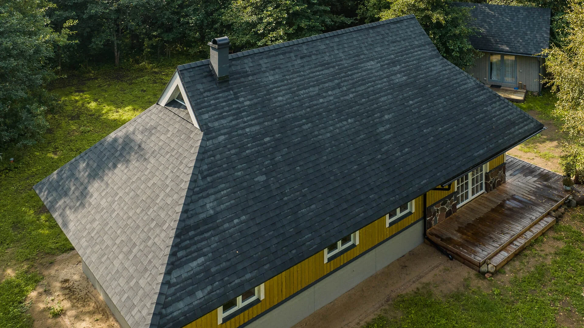 Střešní šindel Mansion Lite na střeše